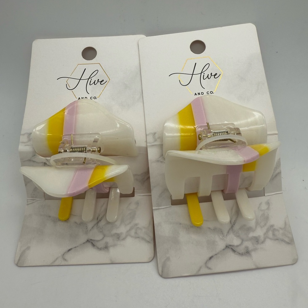 NWT 2 Hair Claw Clips by Hive and Co.